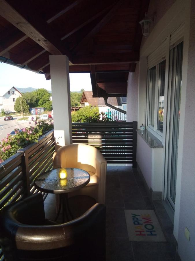 Apartman Karmen Gospić Exterior foto