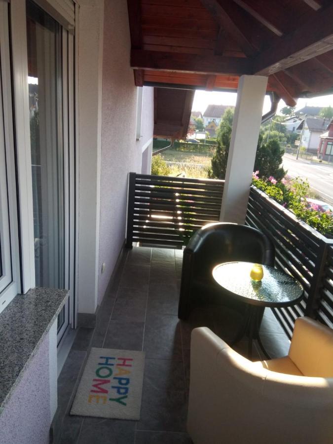 Apartman Karmen Gospić Exterior foto
