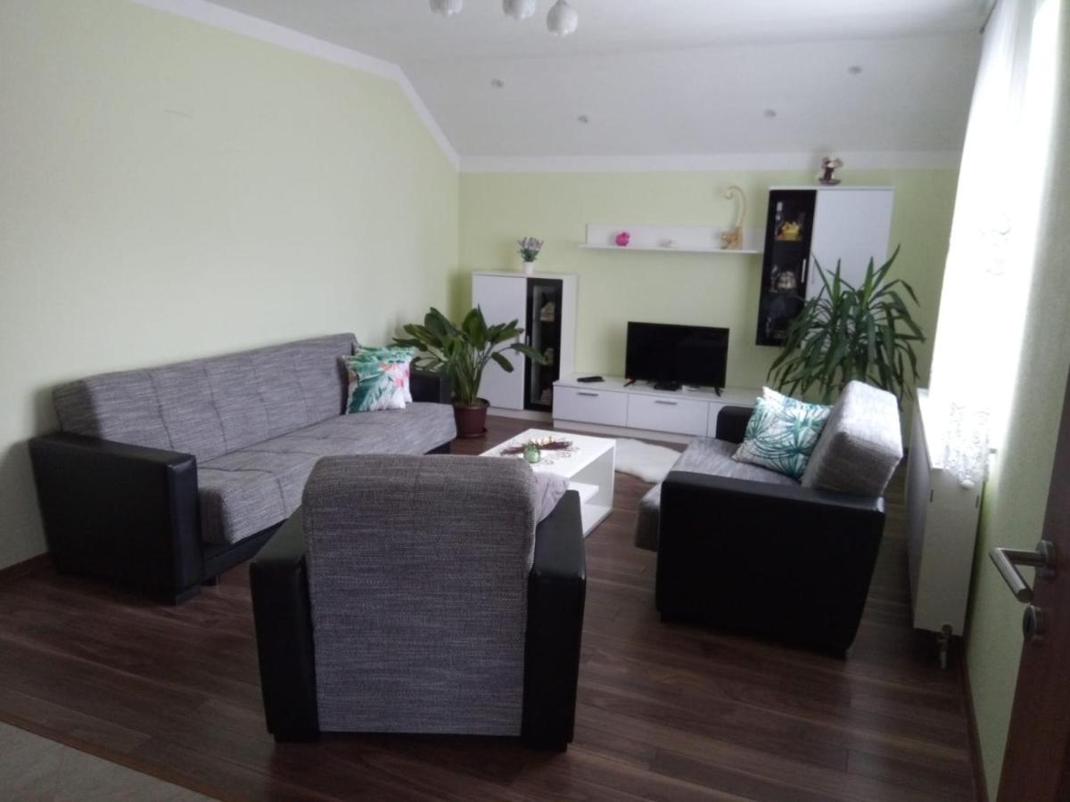 Apartman Karmen Gospić Exterior foto
