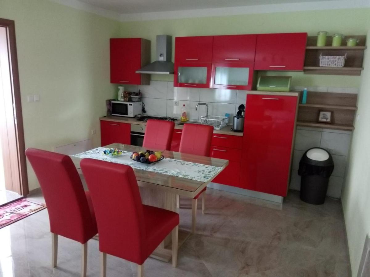Apartman Karmen Gospić Exterior foto